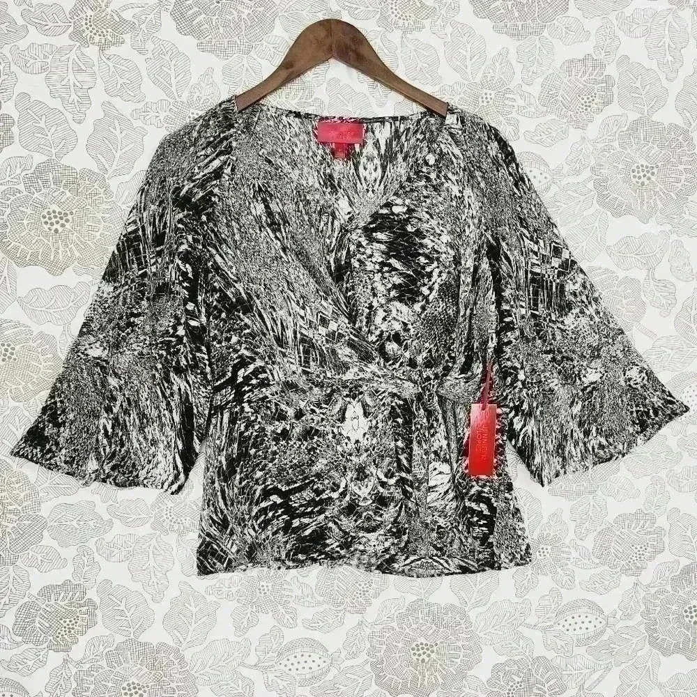 NWT Jennifer Lopez V neck Tied Waist Flare Sleeve Printed Blouse M